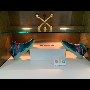 Lebron Zoom Soldier VII “Power Couple”